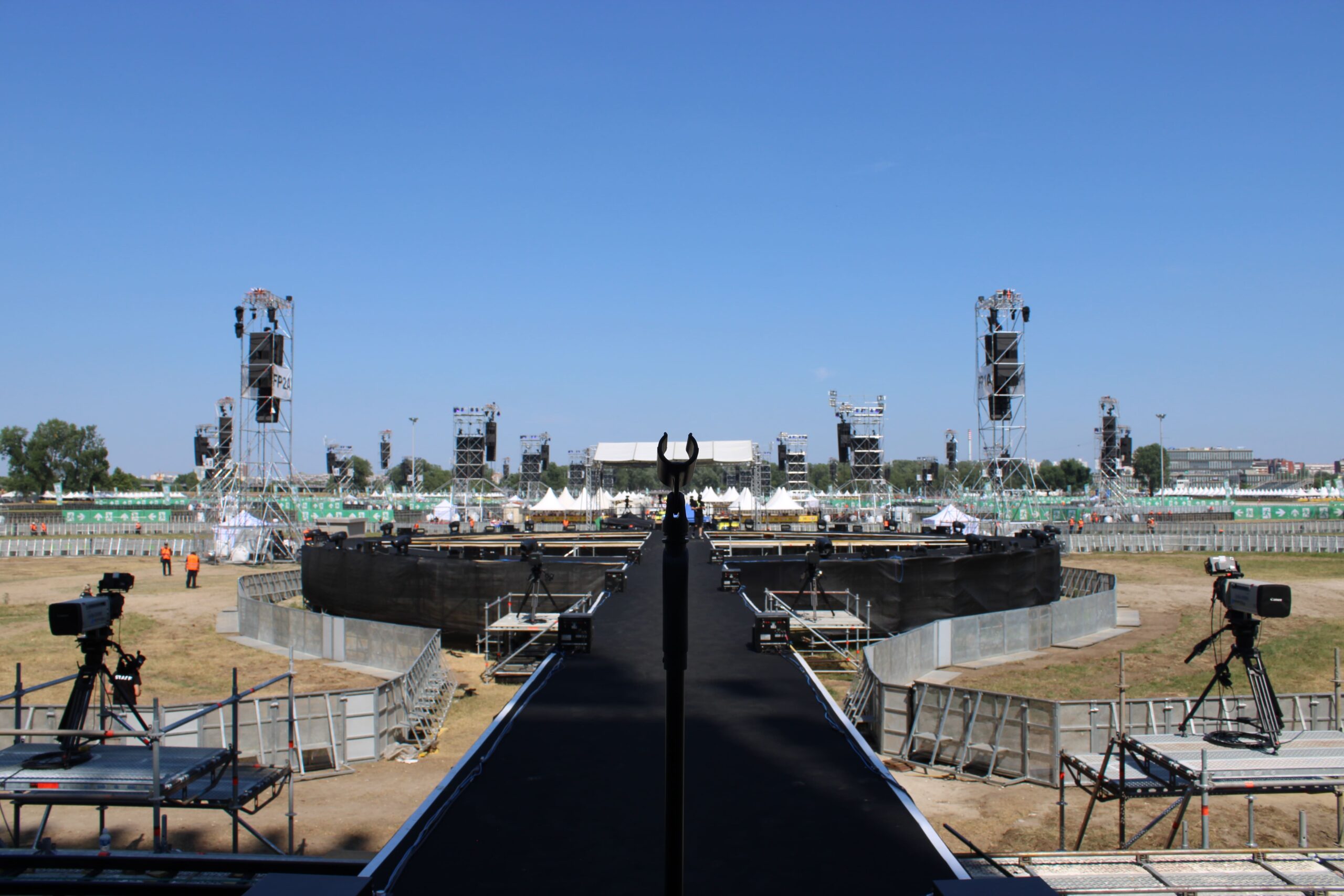 Revolving Stage Platforms